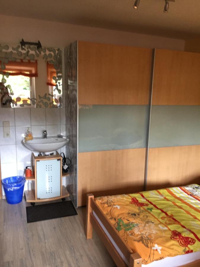 Ferienwohnung Schwarz Sersheim Экстерьер фото